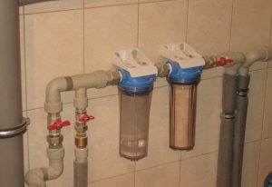 Установка проточного фильтра для воды в Южноуральске