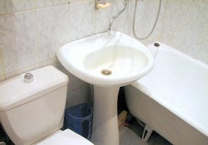 Установка раковины тюльпан в ванной в Южноуральске